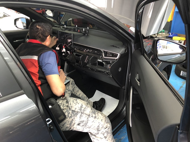 台中市北屯區推薦修車廠保養廠輪胎行鉅侑汽車